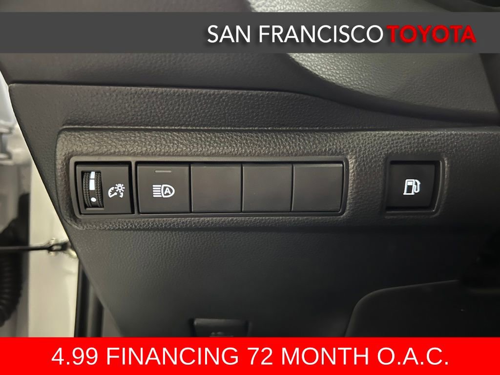 Certified 2023 Toyota Corolla LE image 33