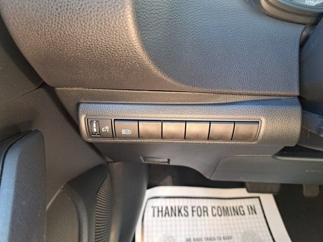 Used 2024 Toyota Corolla LE FWD image 27