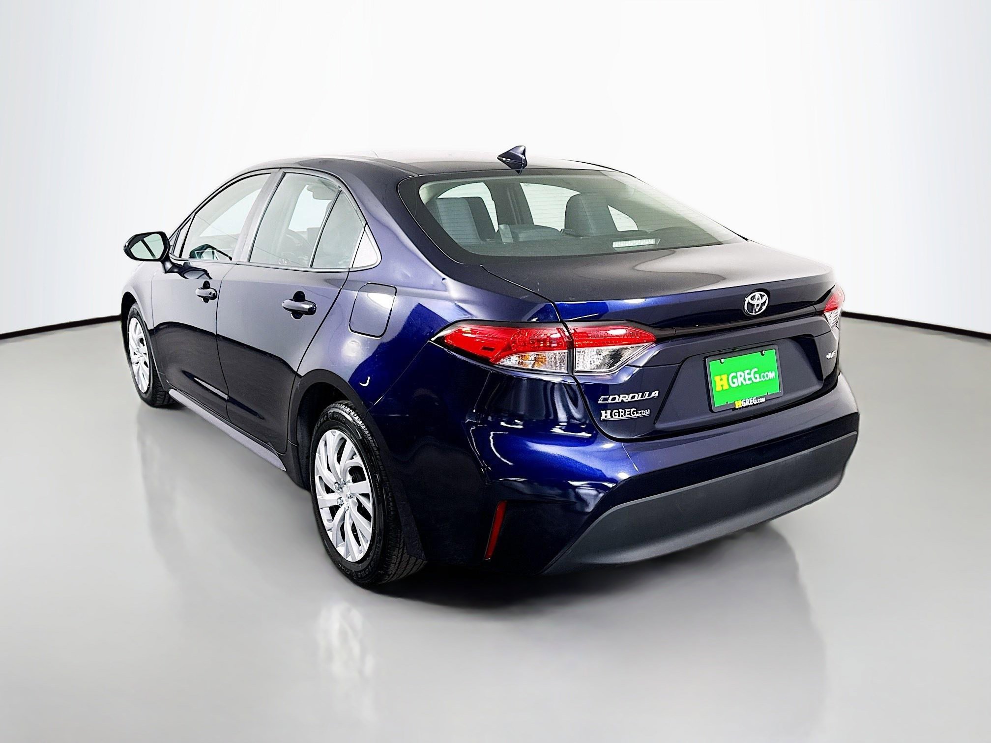 Used 2023 Toyota Corolla LE image 7