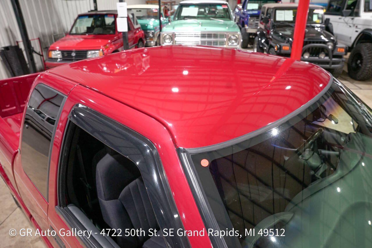 Used 2003 Chevrolet S10 Pickup LS RWD image 19