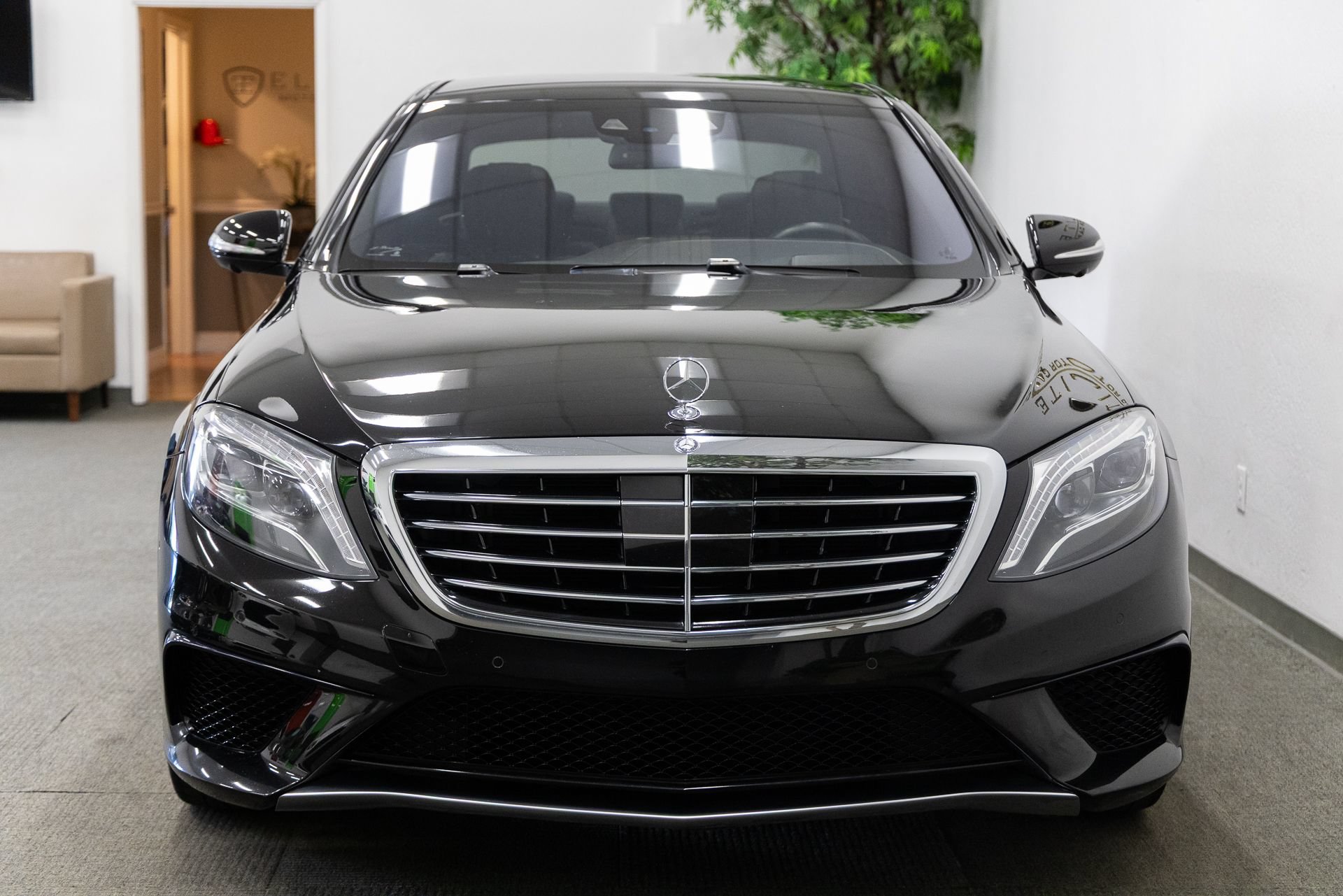 Used 2015 Mercedes-Benz S 63 AMG 4MATIC Sedan w/ Driver Assistance Package image 12