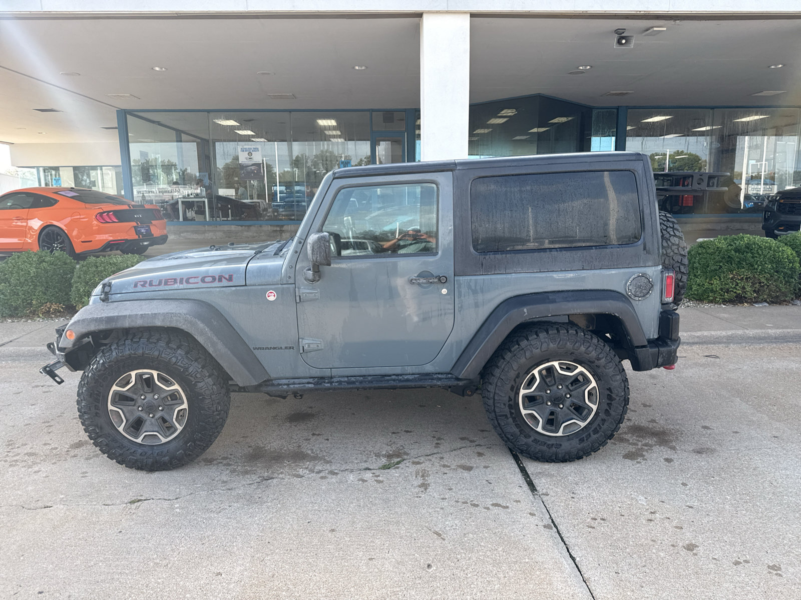 Used 2014 Jeep Wrangler Rubicon AWD/4WD image 9