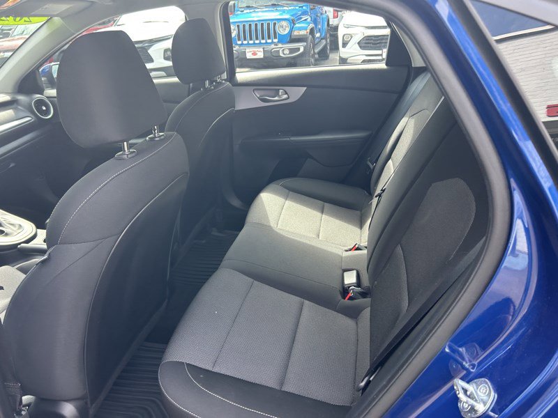 Used 2023 Kia Forte LXS w/ LXS Technology Package FWD image 12