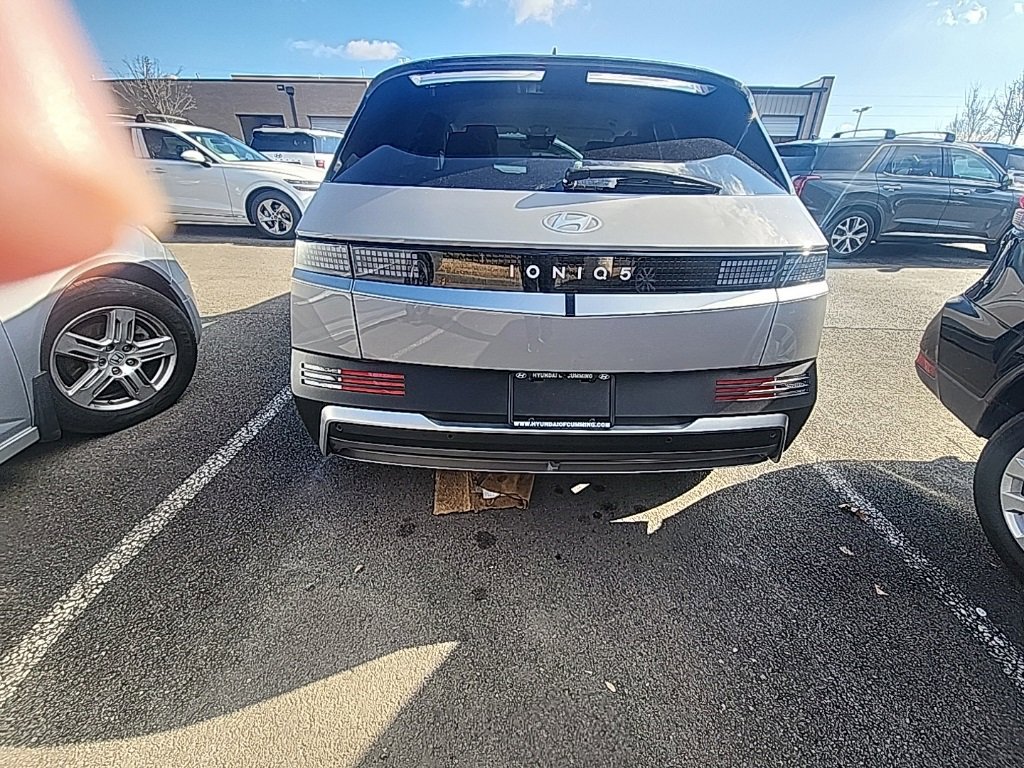Used 2025 Hyundai Ioniq 5 SEL image 4
