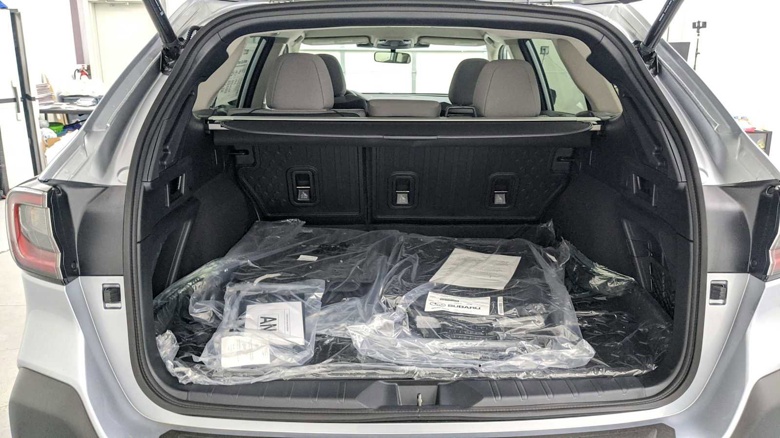 Certified 2025 Subaru Outback Premium image 25