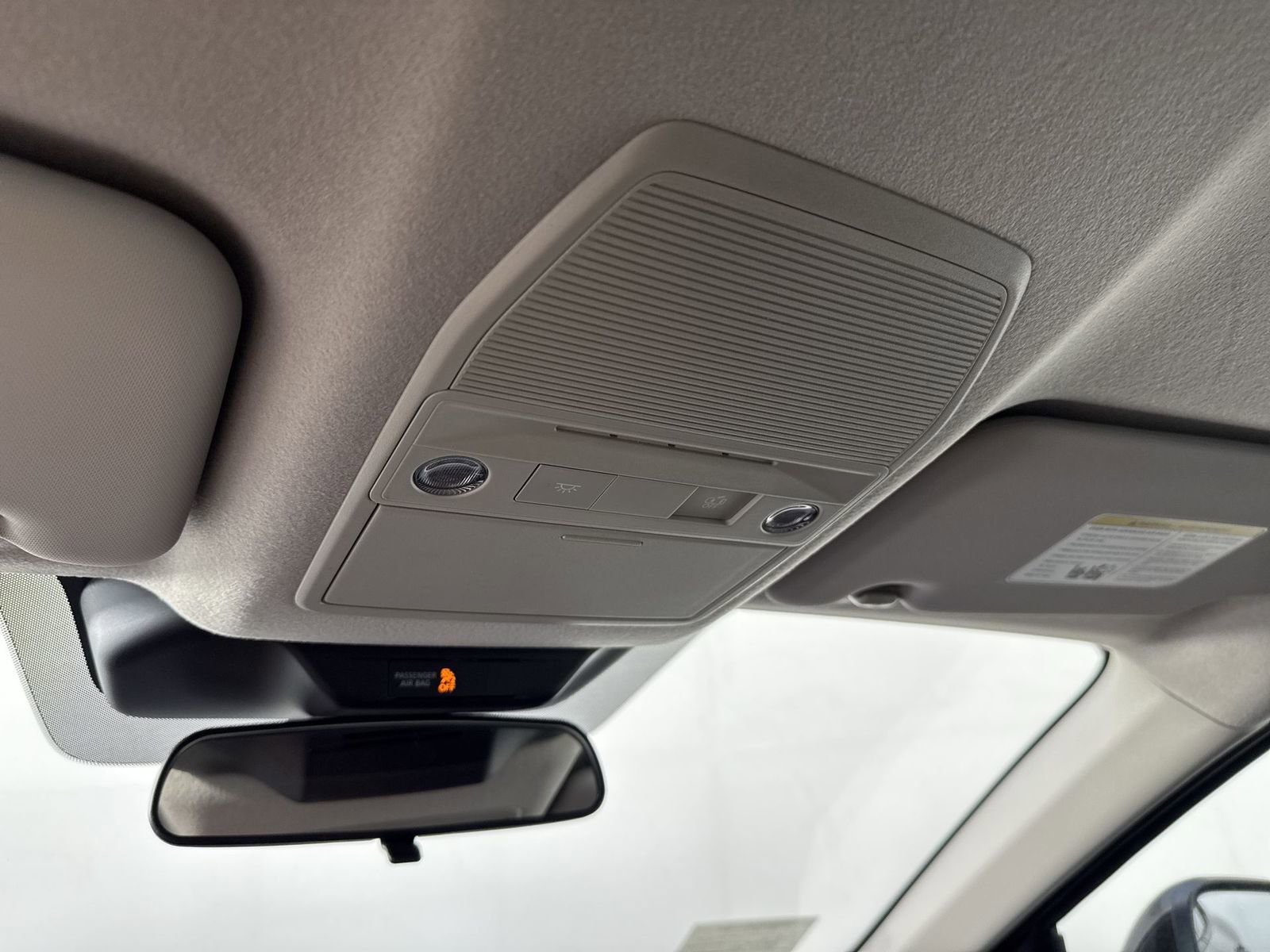 New 2025 Nissan Kicks SR w/ Illumination Package image 10