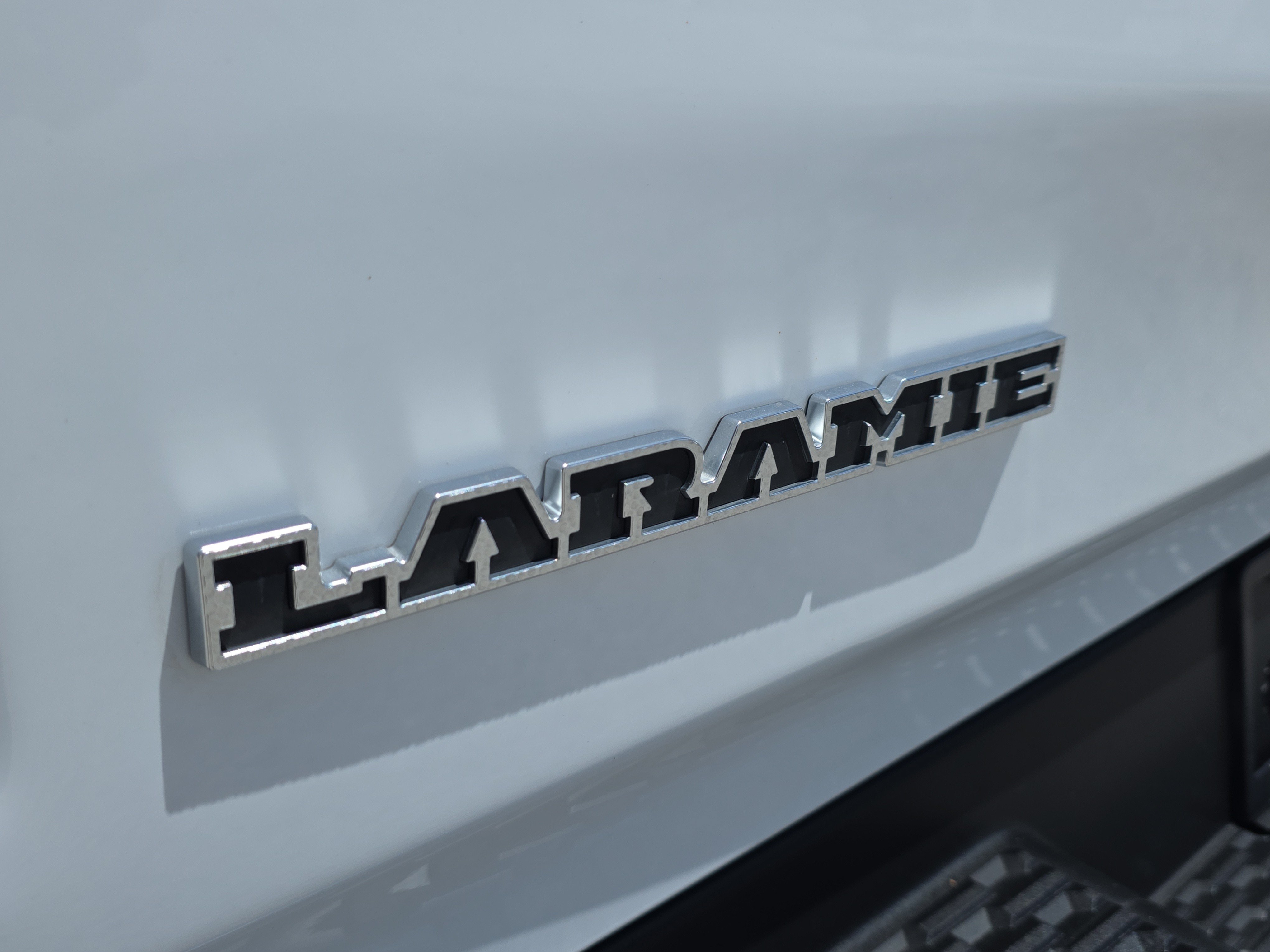 Used 2026 RAM 1500 Laramie AWD/4WD image 10