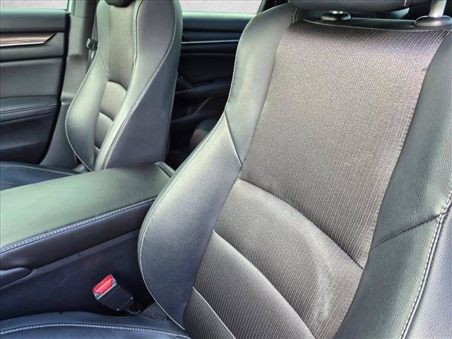 Used 2018 Honda Accord Sport image 5