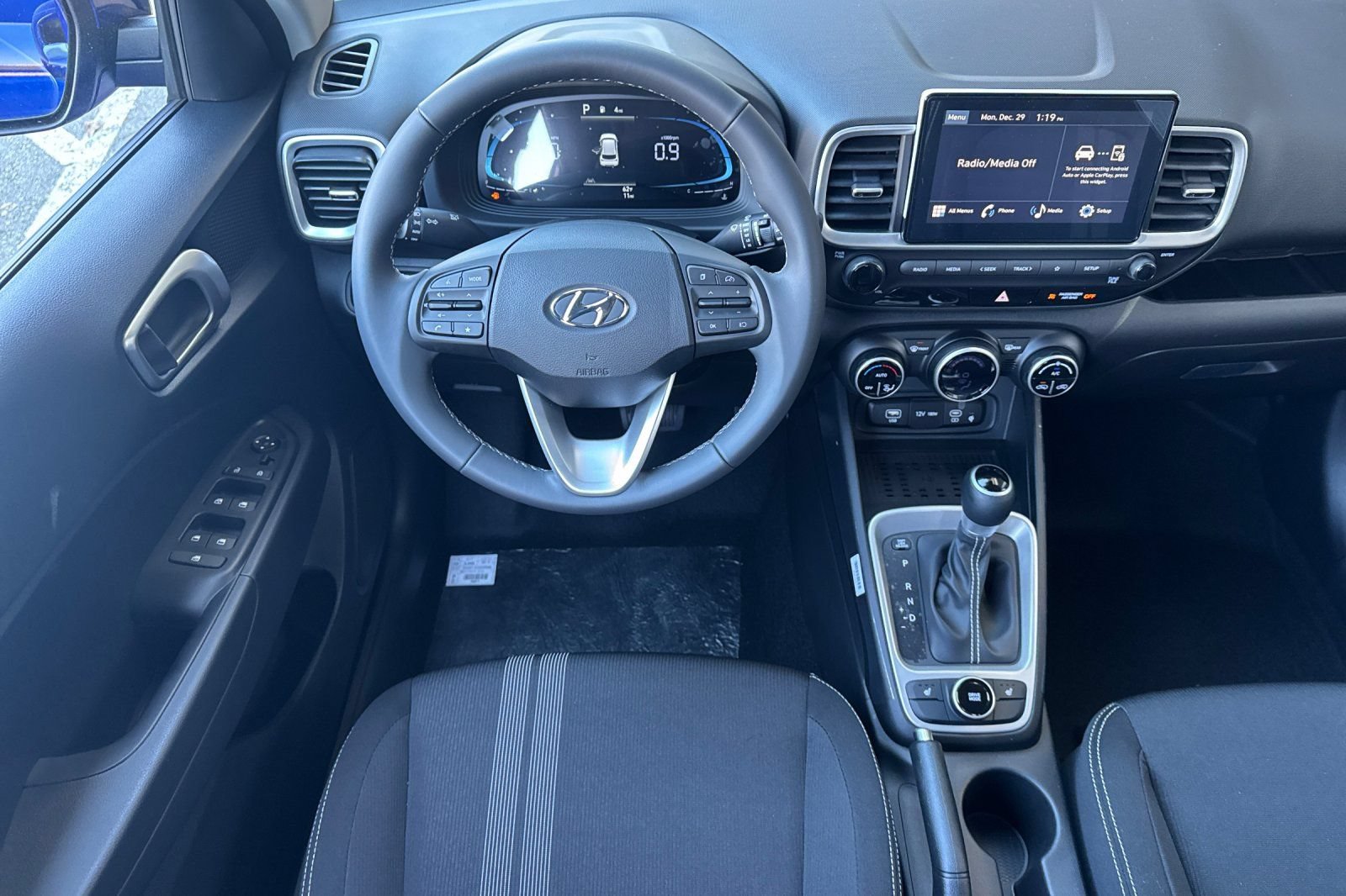 New 2026 Hyundai Venue SEL FWD image 14