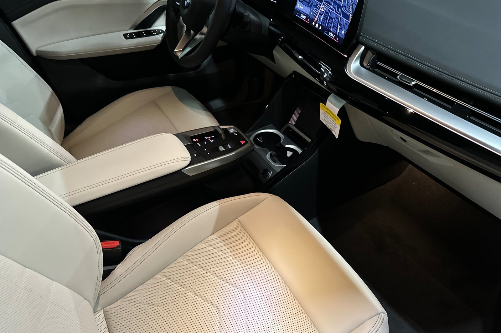 New 2027 BMW X1 xDrive28i w/ Technology Package AWD/4WD image 15