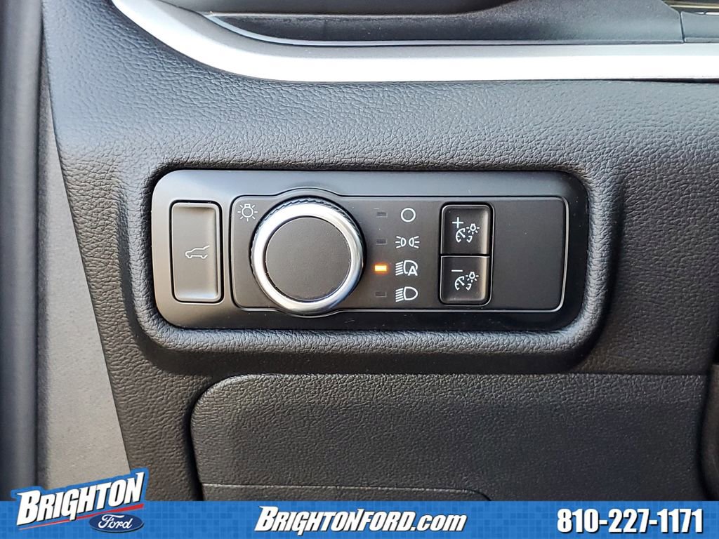 Certified 2023 Ford Explorer XLT image 18