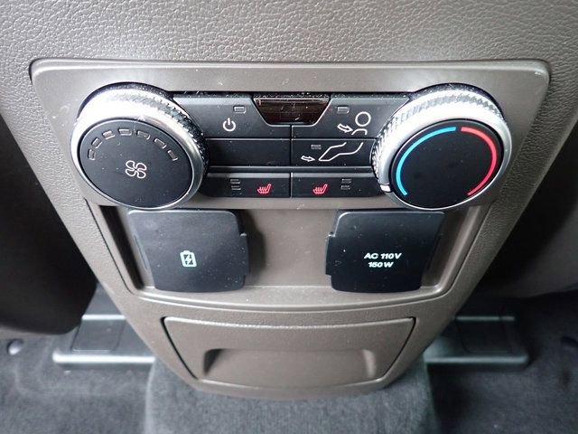 Used 2022 Ford Explorer Platinum w/ Technology Package AWD/4WD image 21