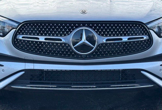 New 2027 Mercedes-Benz GLC 300 4MATIC image 4