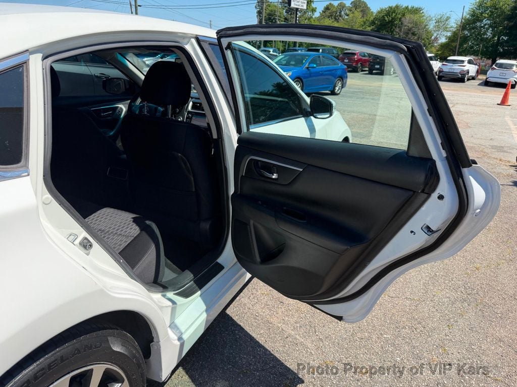 Used 2018 Nissan Altima 2.5 SV w/ 2.5 SV Technology Package FWD image 11