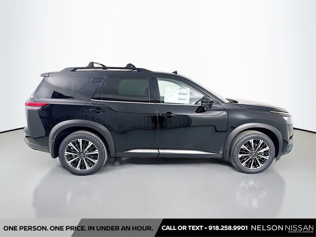 New 2026 Nissan Pathfinder Platinum image 4