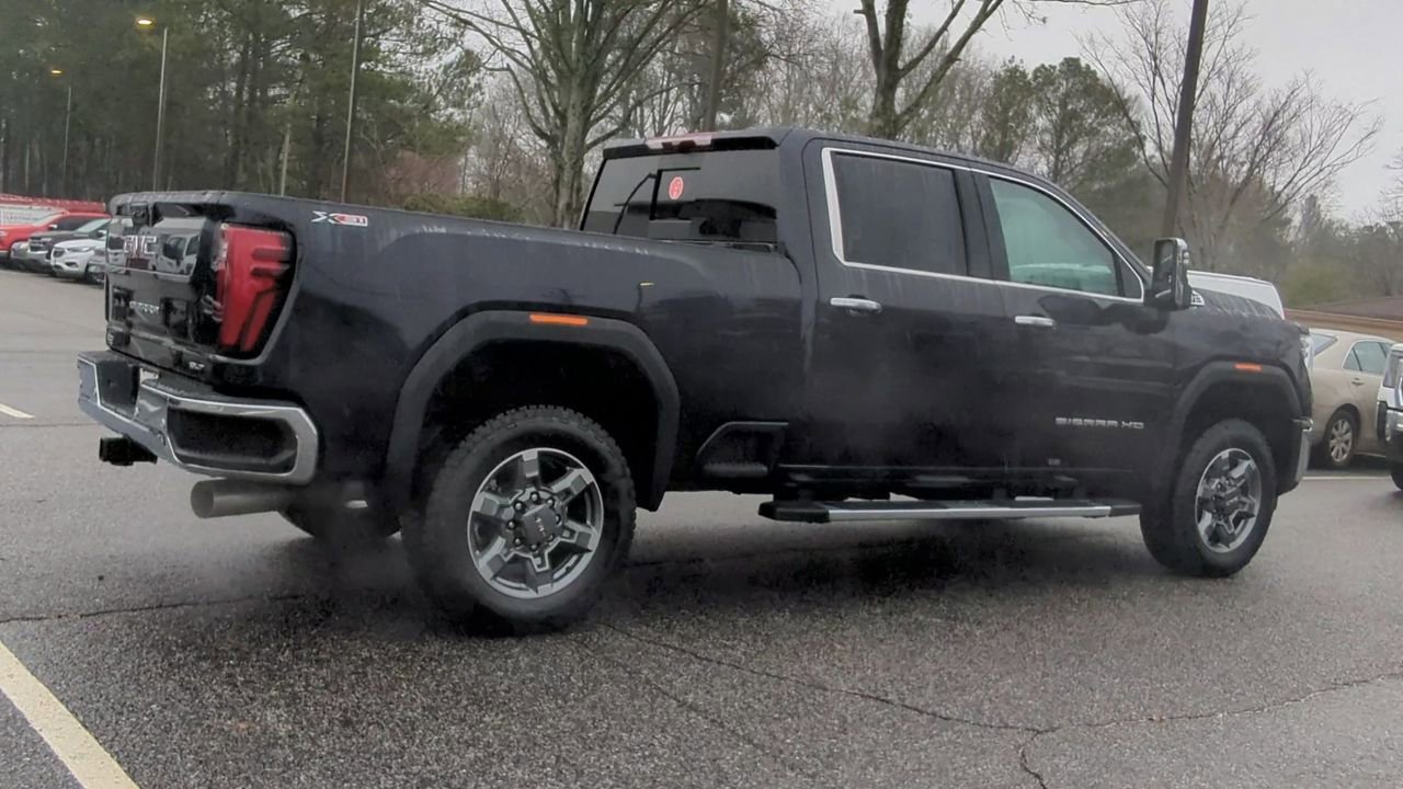 New 2025 GMC Sierra 2500 SLT w/ SLT Premium Package image 8
