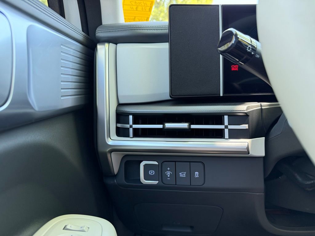 New 2026 Hyundai Santa Fe SE image 27