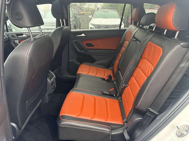 Used 2021 Volkswagen Tiguan SEL Premium R-Line w/ 3rd Row Seat Package AWD/4WD image 25