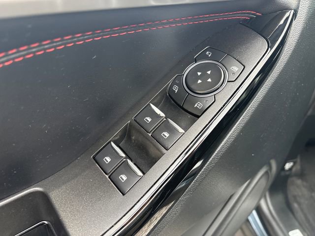 Used 2022 Ford Explorer ST-Line AWD/4WD image 17