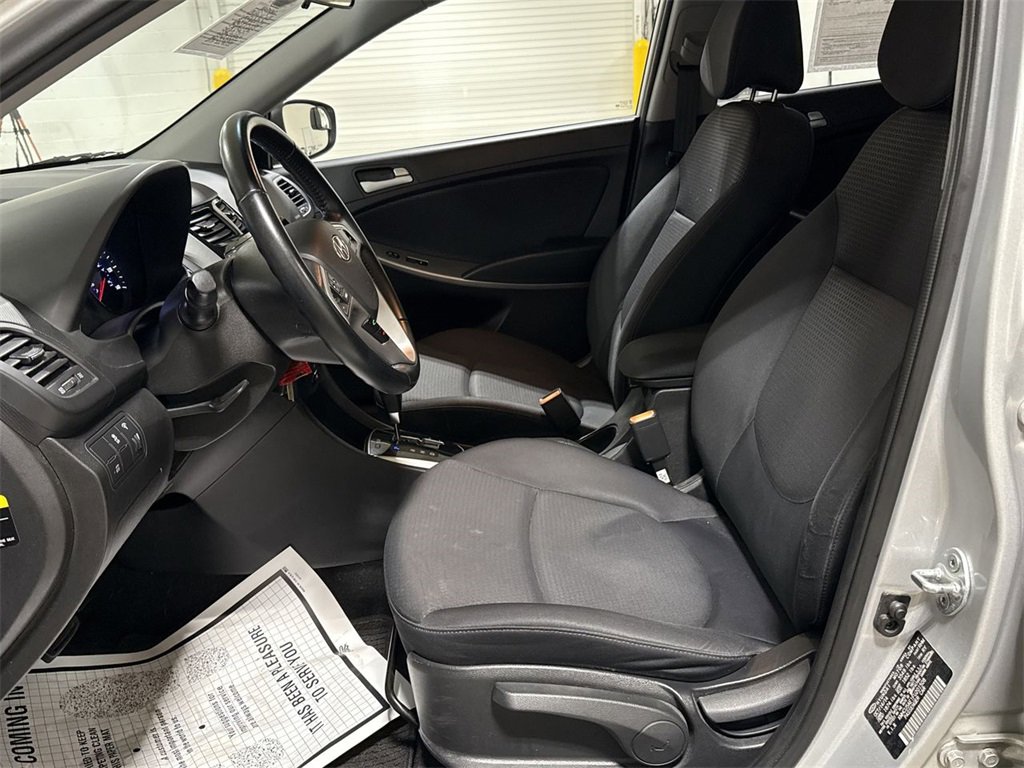 Used 2015 Hyundai Accent Sport image 18