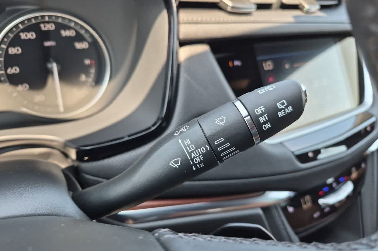 Used 2024 Cadillac XT5 Premium Luxury w/ LPO, Floor Liner Package AWD/4WD image 26