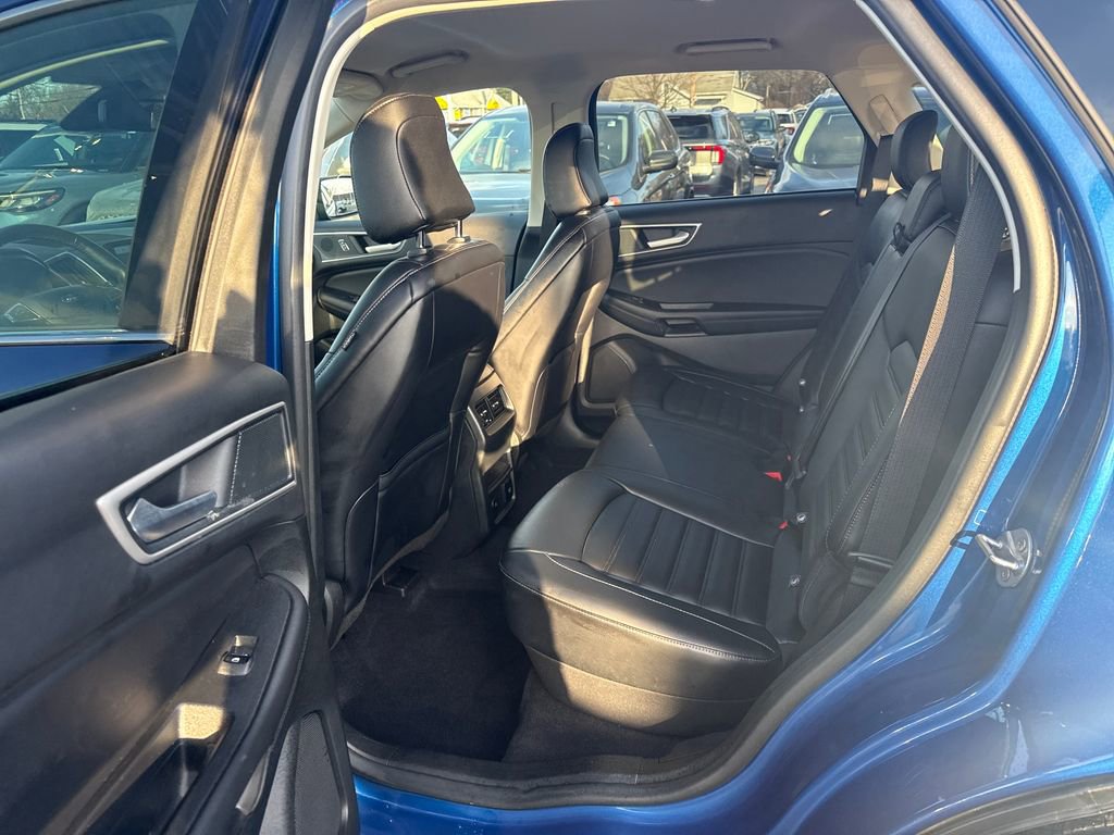 Used 2024 Ford Edge SEL w/ Convenience Package image 14