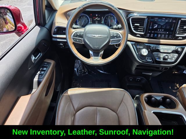 Certified 2018 Chrysler Pacifica Limited FWD image 13