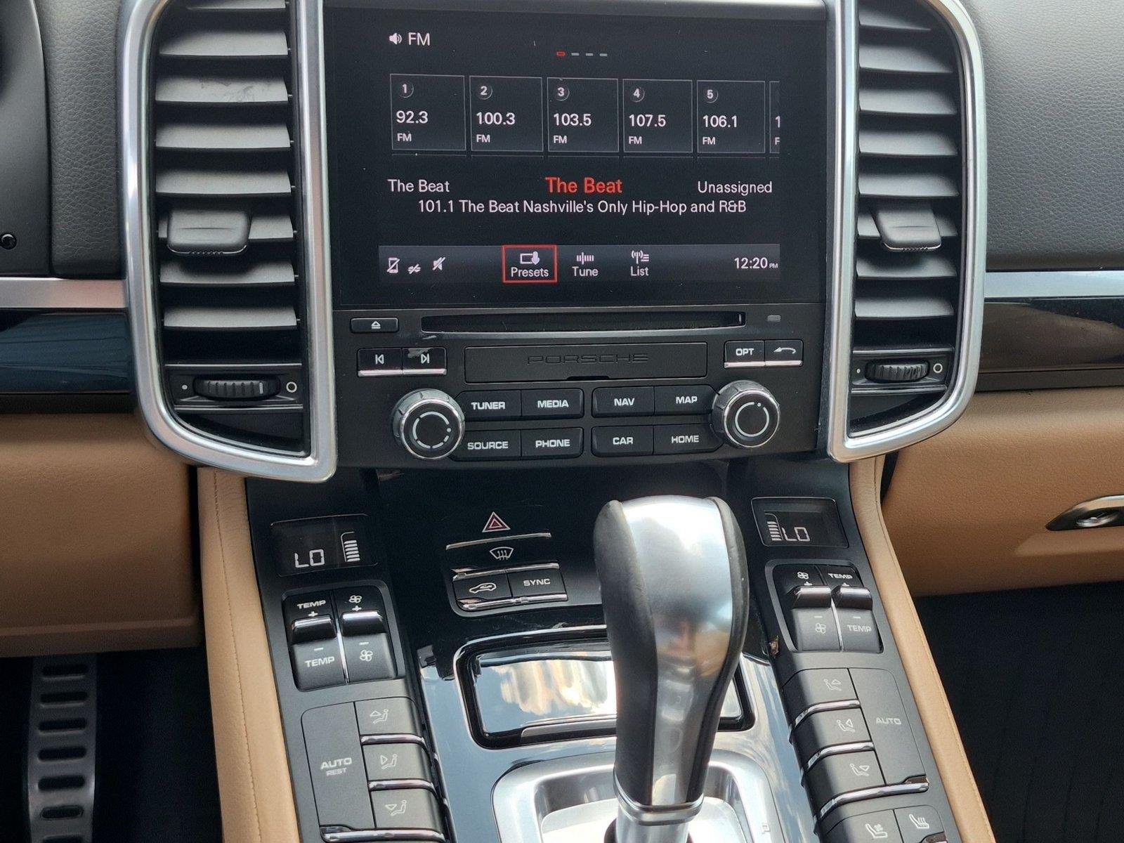 Used 2017 Porsche Cayenne S AWD/4WD image 27