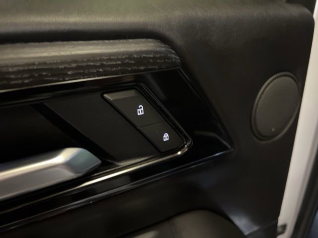 Used 2025 GMC Yukon XL AT4 Ultimate image 58