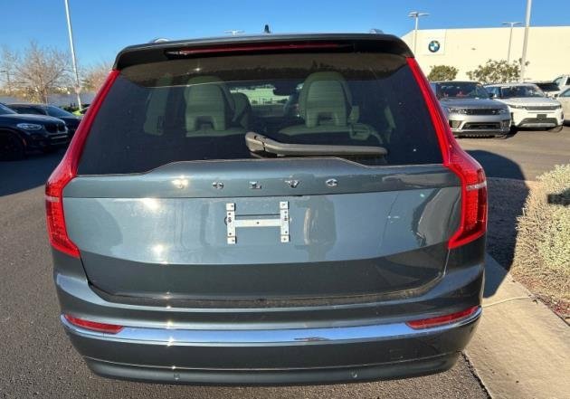 Used 2023 Volvo XC90 T8 Ultimate image 4