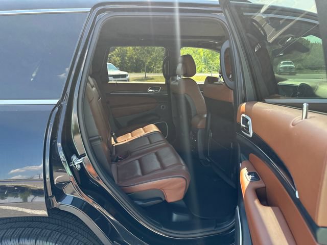 Used 2019 Jeep Grand Cherokee Summit AWD/4WD image 22