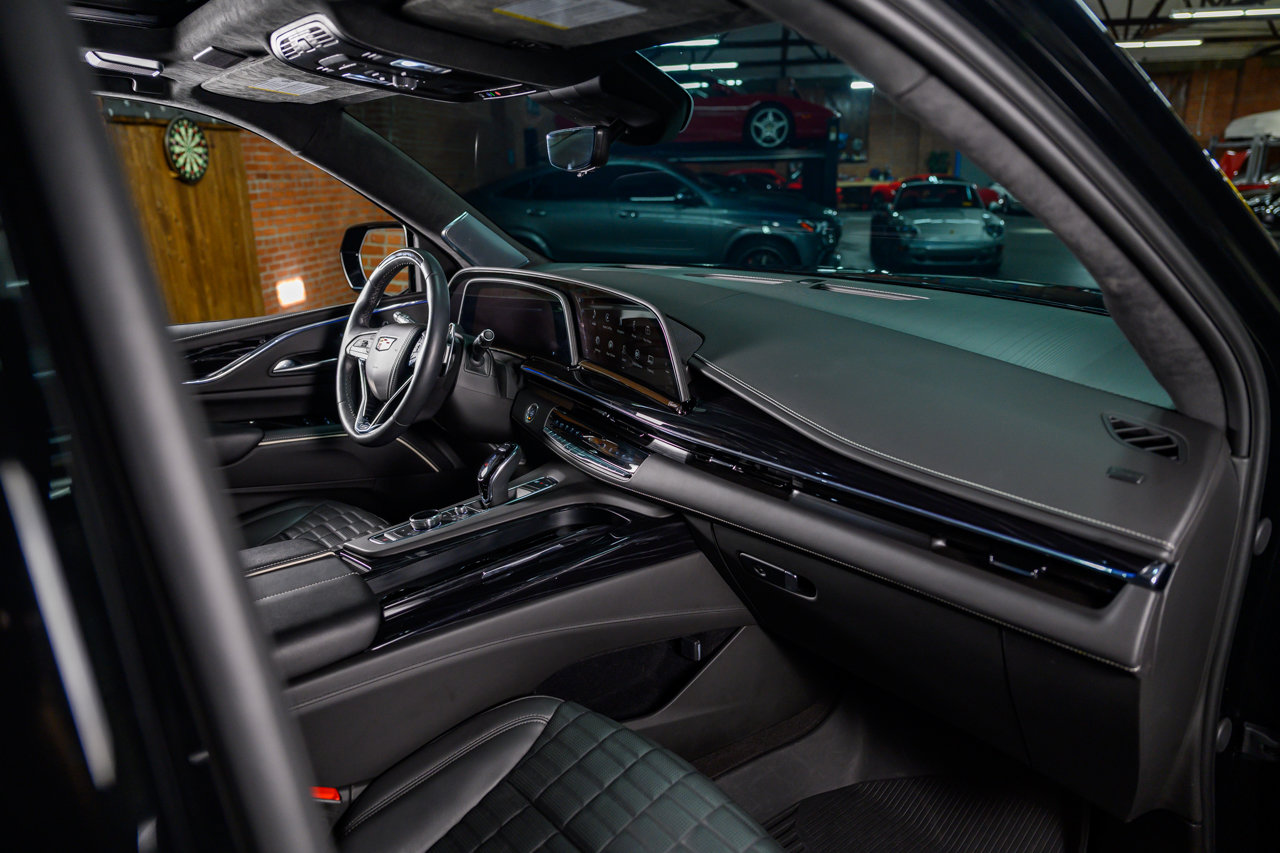 Used 2024 Cadillac Escalade V w/ LPO, Floor Liner Package image 27