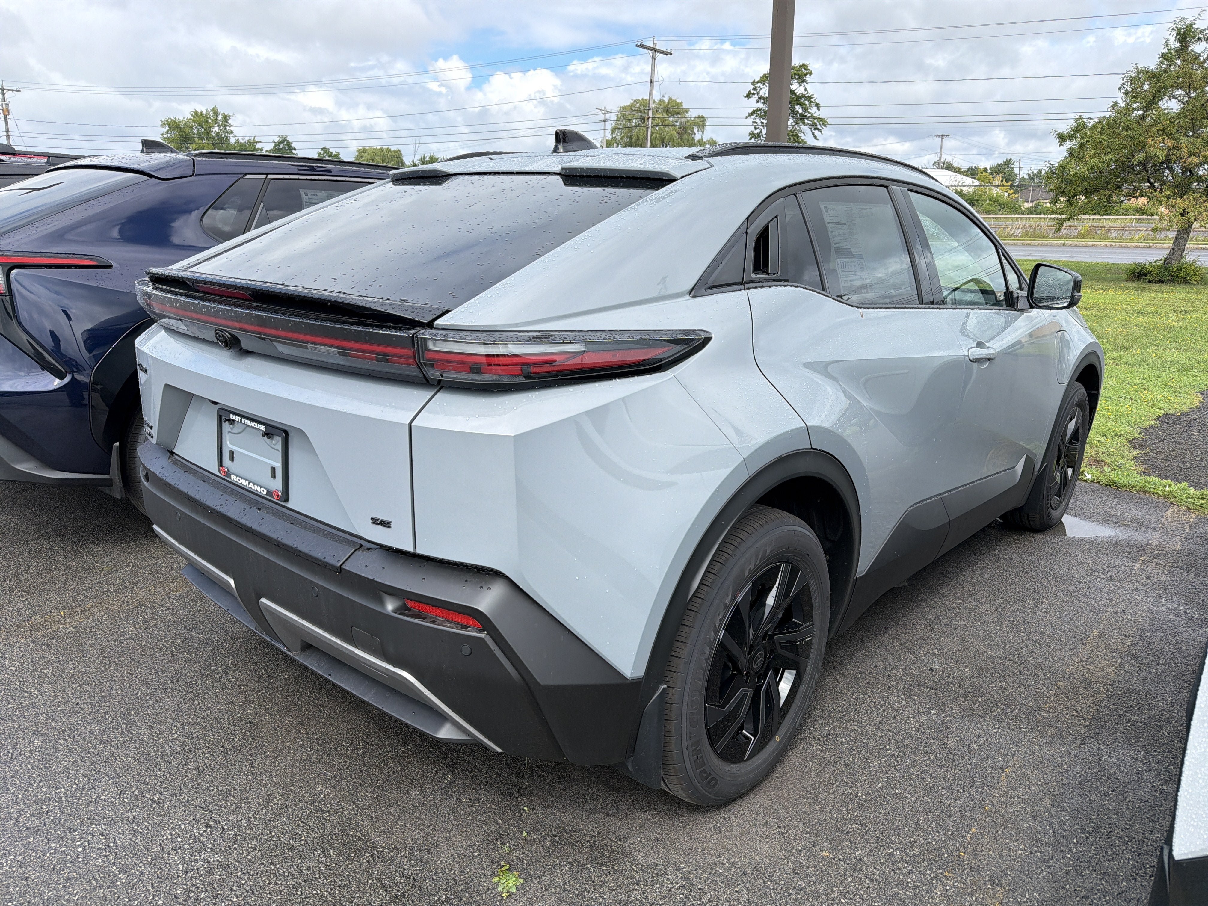New 2026 Toyota C-HR AWD/4WD image 7
