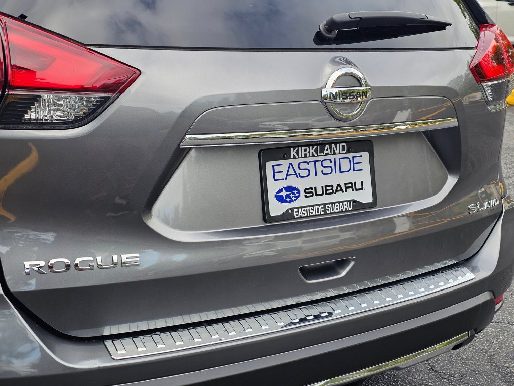 Used 2018 Nissan Rogue SL w/ Premium Package AWD/4WD image 14