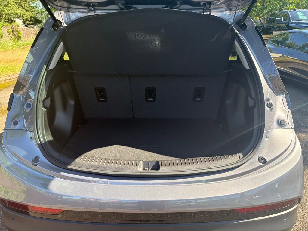 Used 2023 Chevrolet Bolt LT w/ Infotainment Package FWD image 23