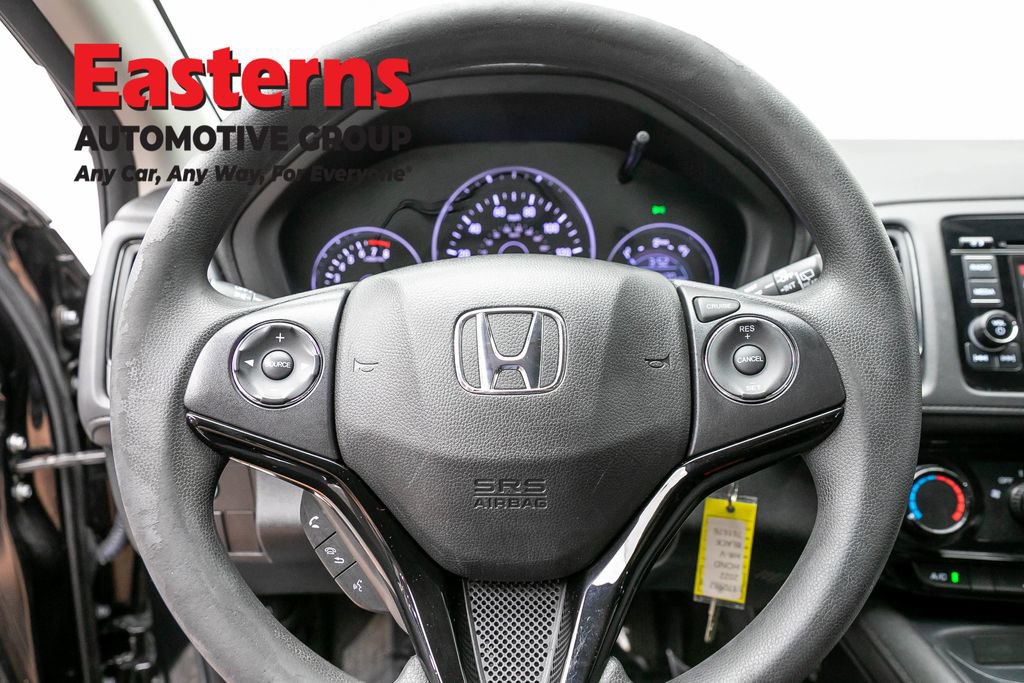 Used 2022 Honda HR-V LX image 11