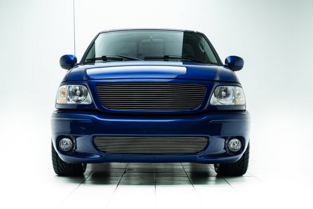 Used 2003 Ford F150 Lightning RWD image 6