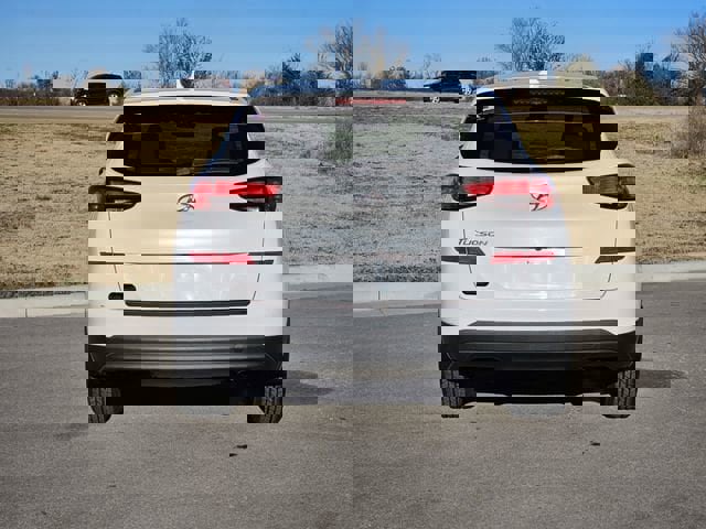 Used 2020 Hyundai Tucson SE image 6