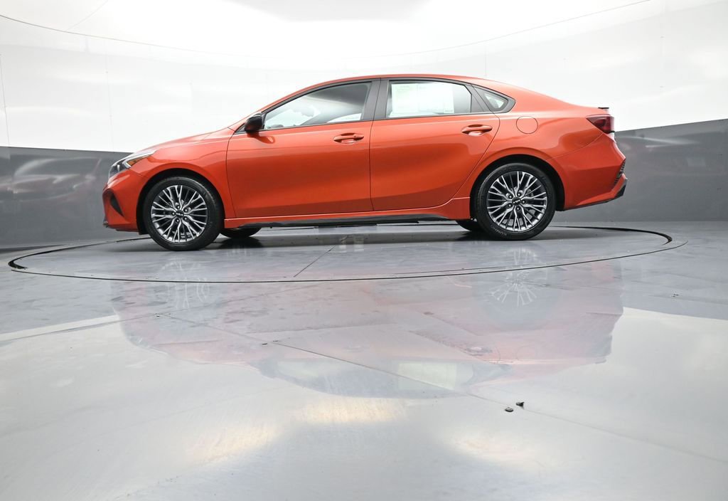 Certified 2023 Kia Forte GT-Line image 31