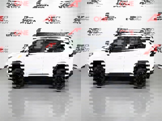New 2025 Toyota RAV4 LE image 4