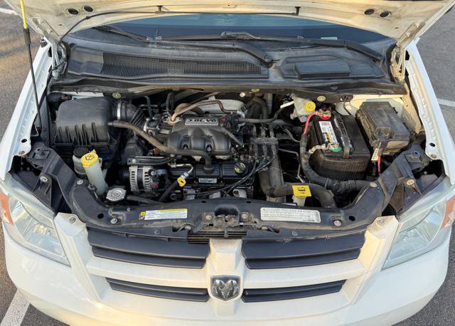 Used 2010 Dodge Grand Caravan Hero FWD image 23