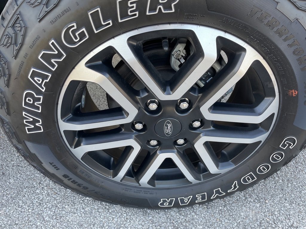 Certified 2024 Ford Ranger Lariat w/ FX4 Off-Road Package image 9