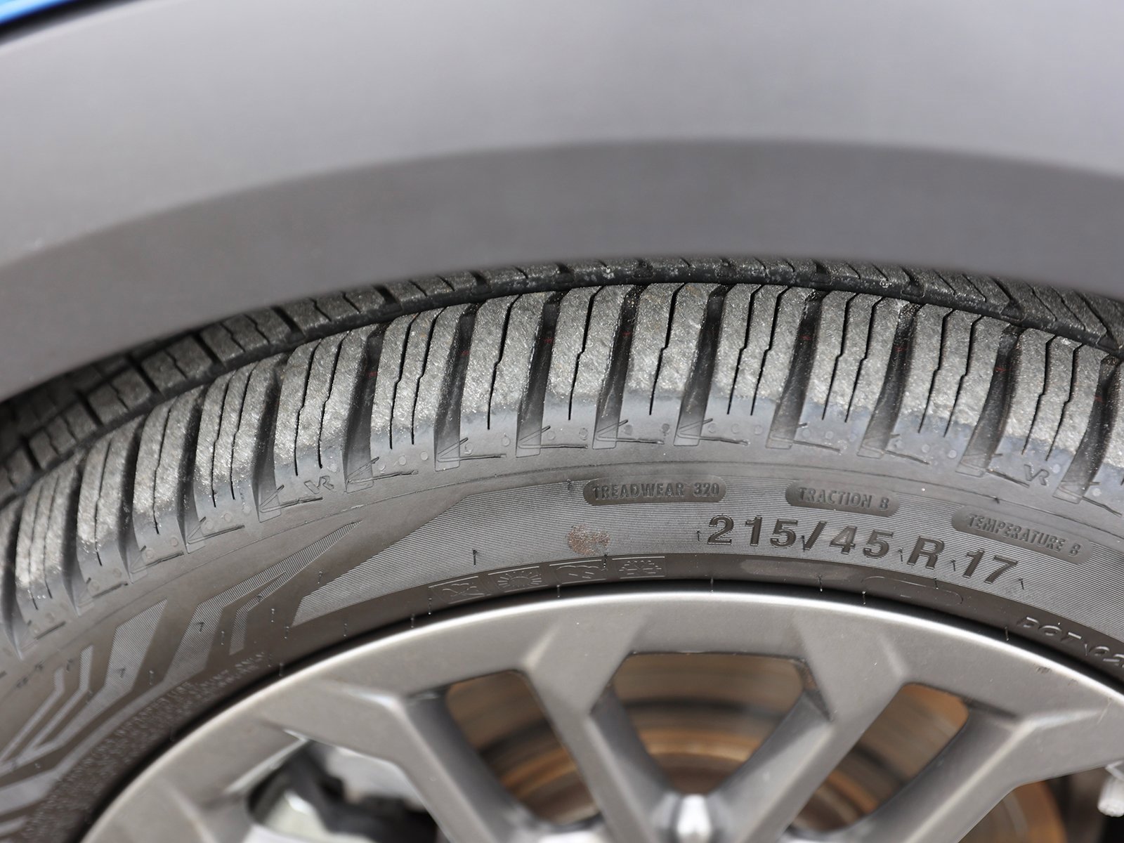 Used 2025 MINI Cooper 2-Door Hardtop image 10