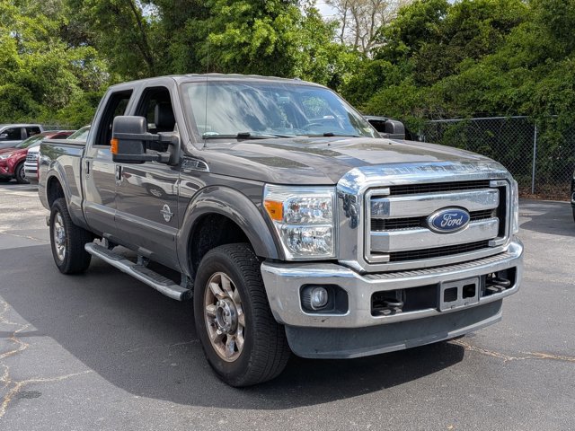 Used 2015 Ford F350 Lariat w/ Lariat Interior Package image 4