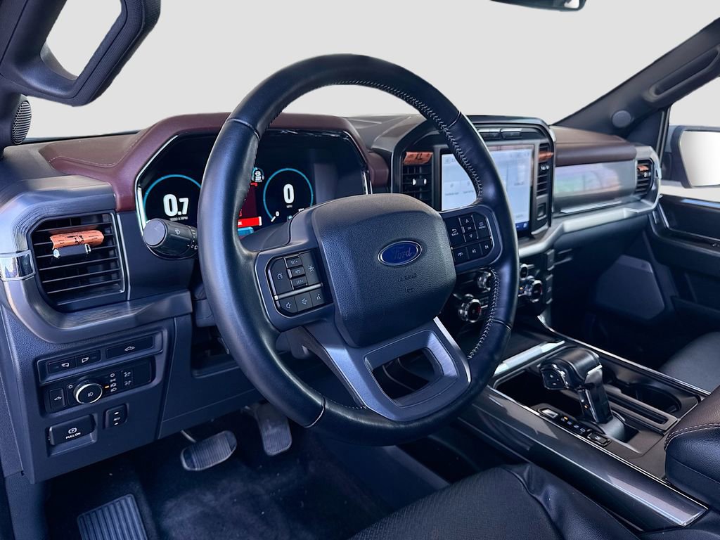 Used 2022 Ford F150 Lariat image 11