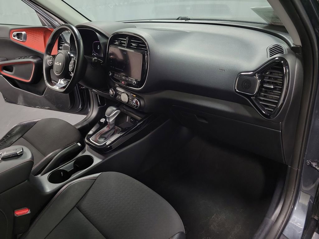 Used 2023 Kia Soul GT-Line FWD image 23