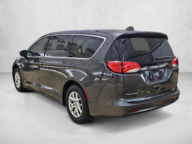 Used 2018 Chrysler Pacifica LX FWD image 7