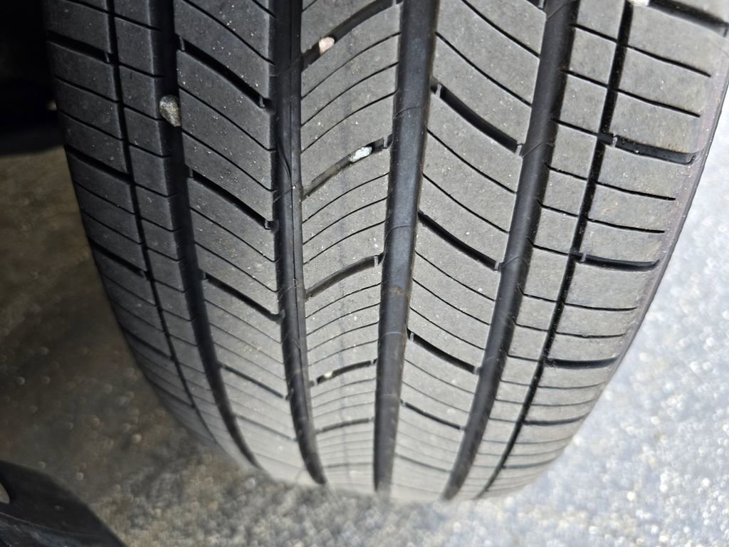 Used 2024 Nissan Leaf SV Plus image 29