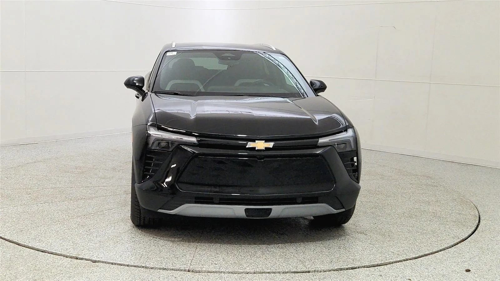 New 2026 Chevrolet Blazer EV LT AWD/4WD image 2