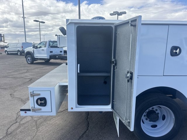 New 2023 Ford F550 2WD Regular Cab Super Duty image 10